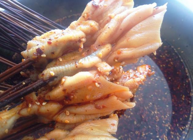 四川特色小吃，看起來很有油吃起來很香