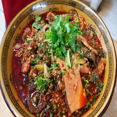 成都開一家冒菜店需要投資多少？有多少利潤？