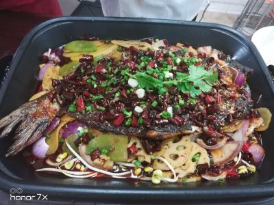 川渝正宗烤魚技術(shù)培訓(xùn)，香辣濃重魚鮮美