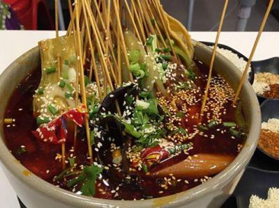 冷鍋串串培訓機構(gòu)哪家味道好？蜀味緣味道正宗現(xiàn)涮現(xiàn)食