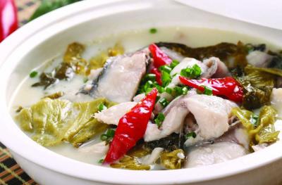四川酸菜魚(yú)做法培訓(xùn)哪里好？開(kāi)店指導(dǎo)流程講解