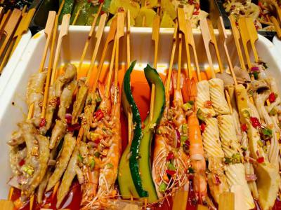 冷串串缽缽雞技術(shù)培訓(xùn)學(xué)校哪家好？餐飲小吃培訓(xùn)班