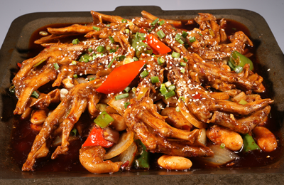 麻辣干鍋技術(shù)培訓(xùn)哪里一對(duì)一培訓(xùn)？全程由學(xué)生親自動(dòng)手
