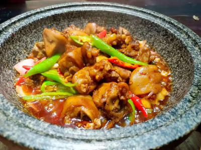 干鍋底料技術(shù)培訓(xùn)哪里靠譜？干鍋技術(shù)培訓(xùn)學(xué)校