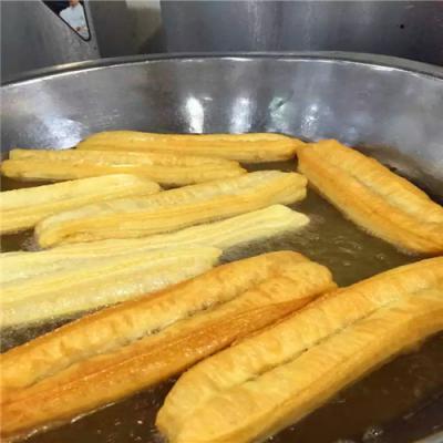  酥脆無礬油條的技術(shù)培訓(xùn)在哪里？成都小吃培訓(xùn)中心