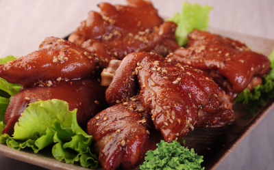 在哪里可以培訓(xùn)烤豬腳技術(shù)？烤豬蹄技術(shù)實(shí)踐