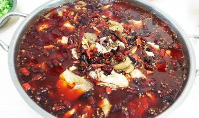 成都餐飲培訓(xùn)，成都哪里學(xué)習(xí)正宗魚火鍋技術(shù)？
