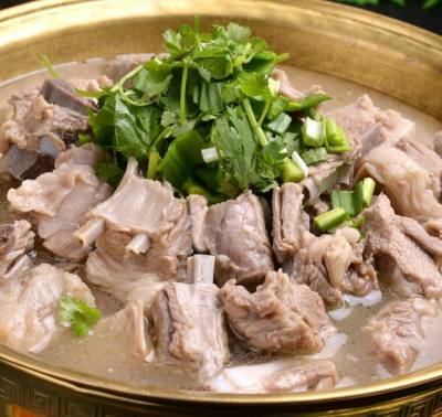 成都餐飲技術(shù)培訓(xùn)學(xué)校，學(xué)習(xí)羊肉湯技術(shù)哪里比較好？
