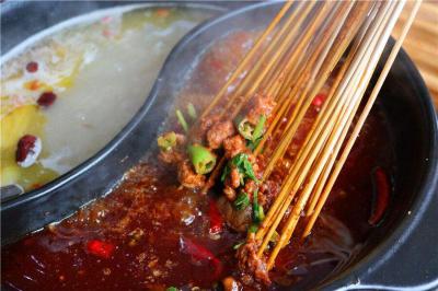 餐飲小吃培訓(xùn)創(chuàng)業(yè)，哪里可以學(xué)習(xí)串串香技術(shù)培訓(xùn)？