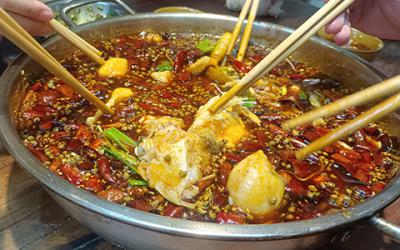 成都火鍋美蛙魚哪里教學(xué)好？學(xué)習(xí)美蛙魚要多久