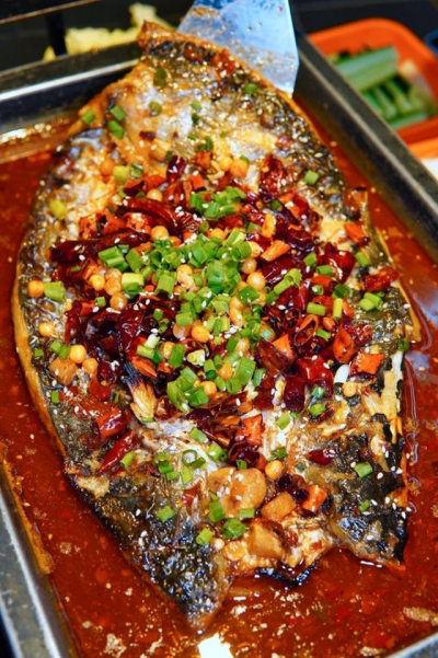 鐵板烤魚培訓(xùn)技術(shù)哪家好？成都烤魚技術(shù)培訓(xùn)班