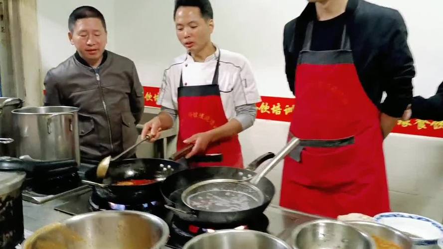 學(xué)各種面食技術(shù)培訓(xùn)哪家好？蜀味緣早餐技術(shù)培訓(xùn)