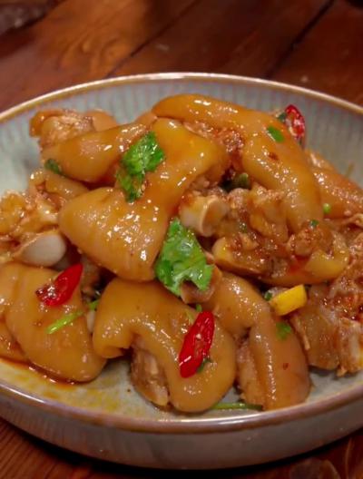 酸辣豬蹄技術(shù)培訓(xùn)班在哪里學(xué)？酸辣豬蹄技術(shù)培訓(xùn)在哪里有？