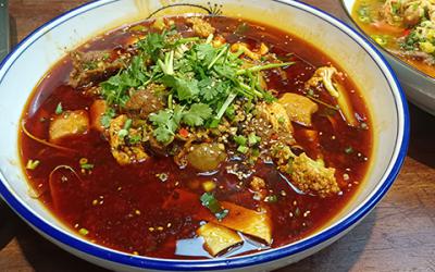 冒菜培訓(xùn)多少錢(qián)？  冒菜培訓(xùn)多少錢(qián)？