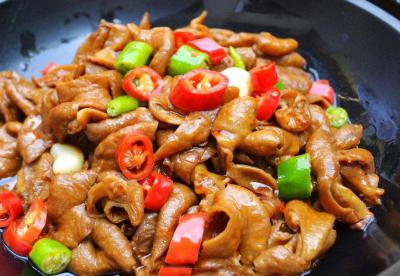麻辣干鍋技術(shù)培訓(xùn)學(xué)校怎么樣？成都蜀味緣干鍋培訓(xùn)學(xué)校比較好